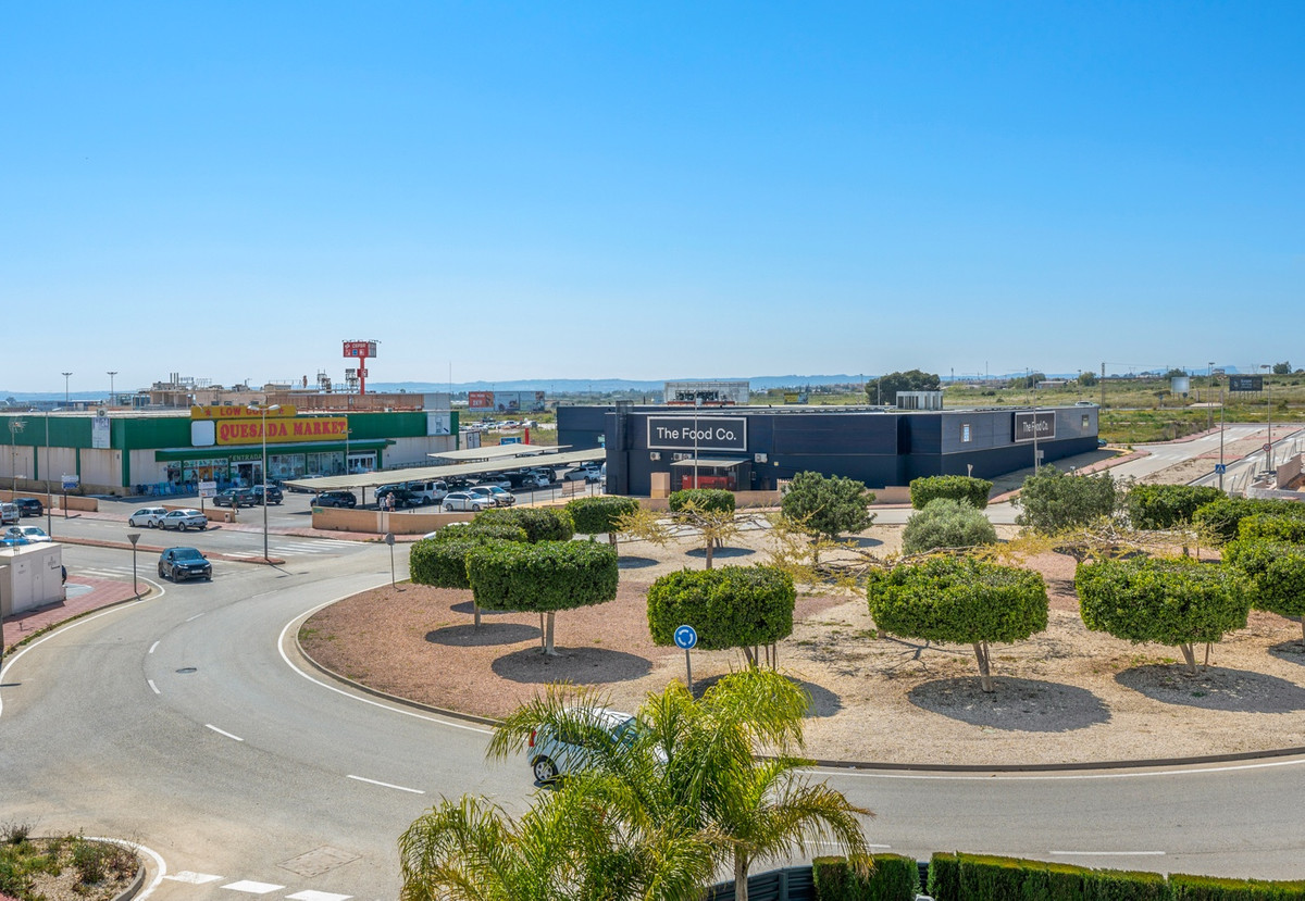 Se vende Villa - Chalet de 3 dormitorios en Costa Blanca, Alicante, España