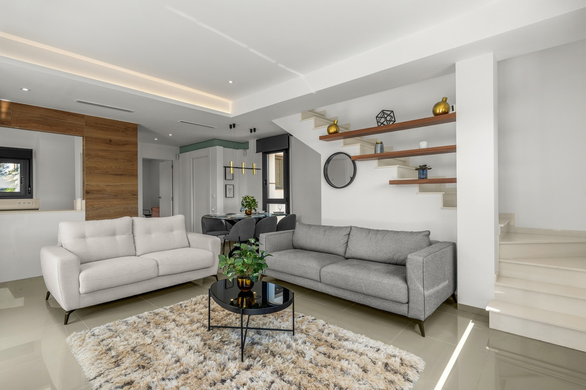 Se vende Villa - Chalet de 3 dormitorios en Costa Blanca, Alicante, España