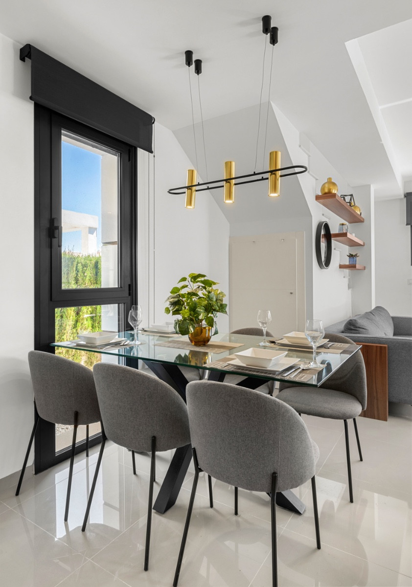 Se vende Villa - Chalet de 3 dormitorios en Costa Blanca, Alicante, España