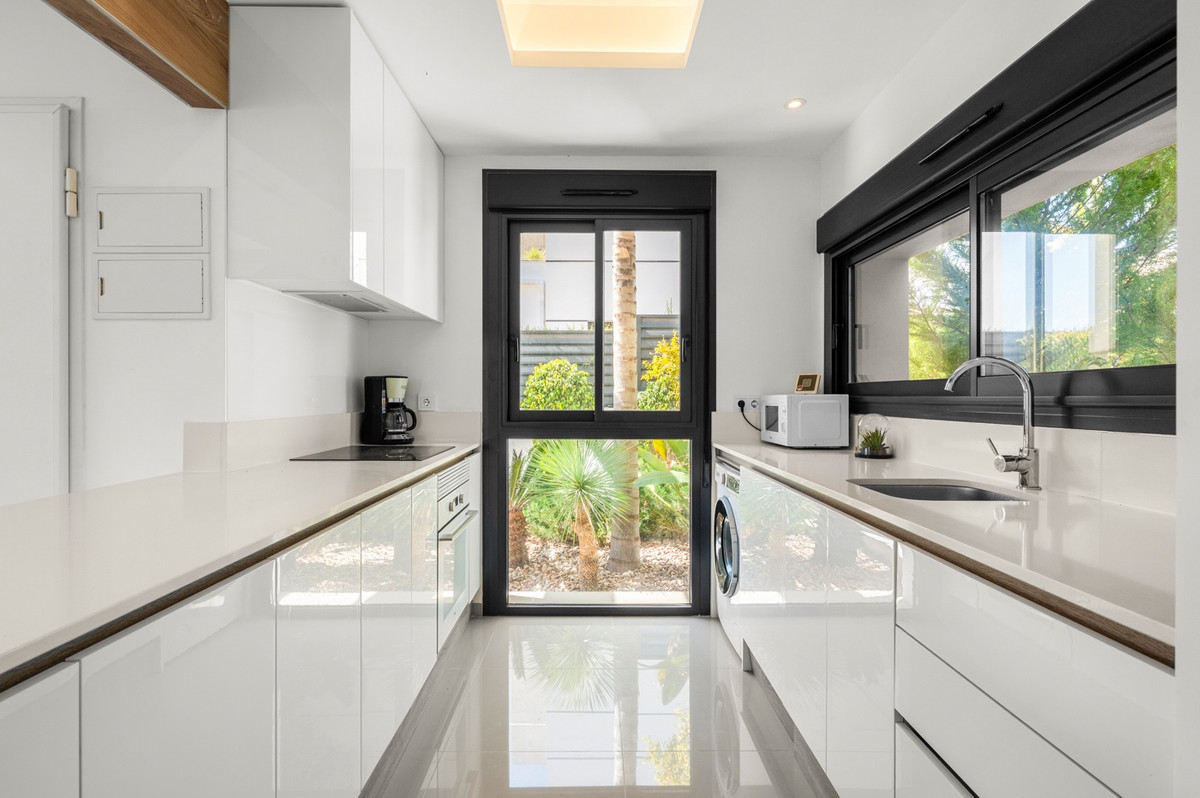Se vende Villa - Chalet de 3 dormitorios en Costa Blanca, Alicante, España