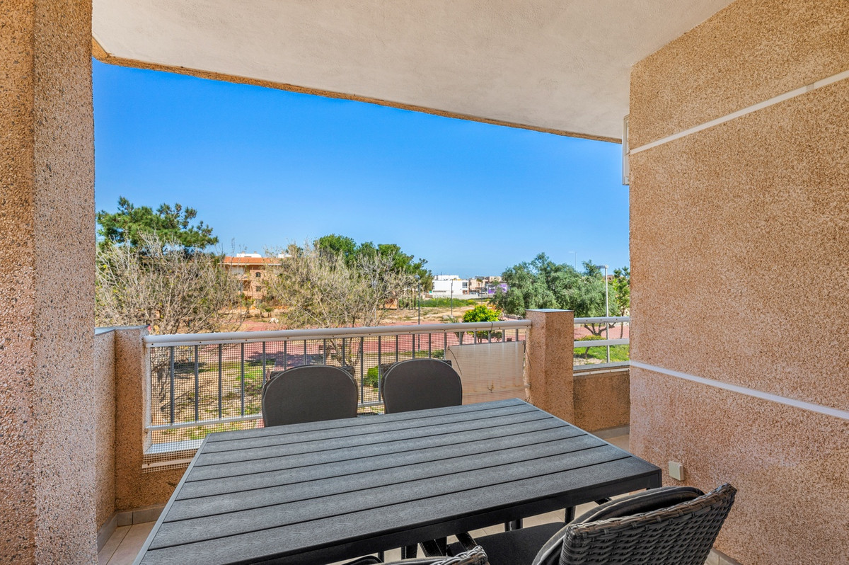 Se vende Apartamento Planta Baja de 3 dormitorios en Costa Calida, Murcia, España