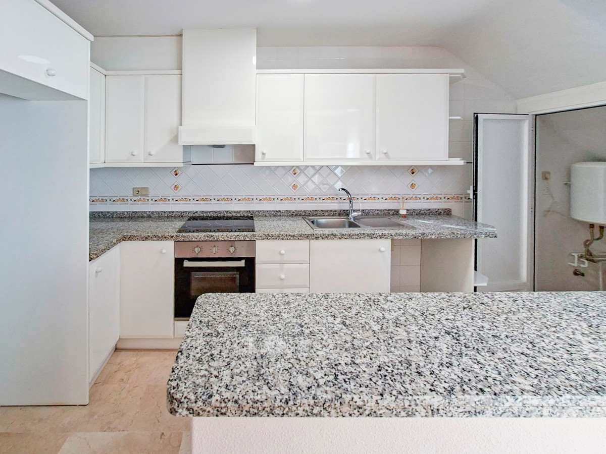 2 Bed Townhouse for sale in Villamartin Costa Blanca, Alicante, Spain