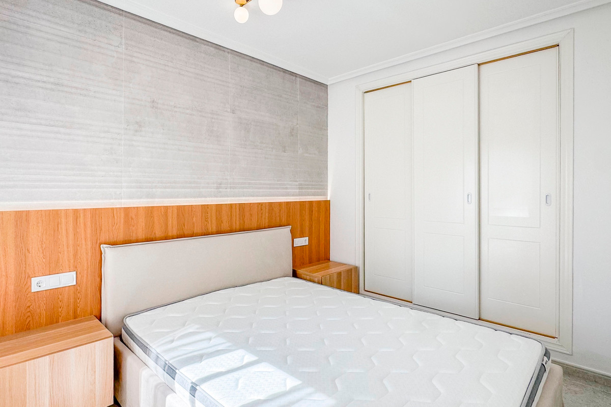 2 Bed Apartment for sale in Lomas De Campoamor Costa Blanca, Alicante, Spain