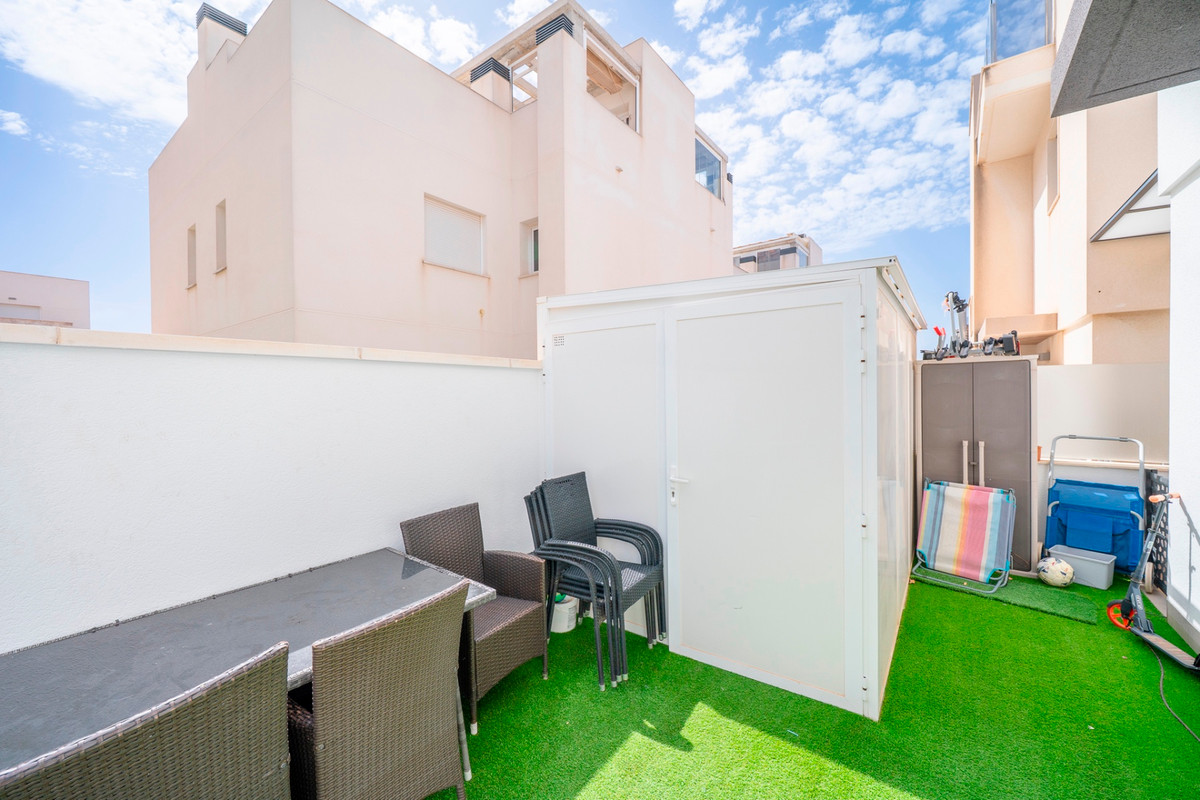 Se vende Villa - Chalet de 5 dormitorios en Costa Blanca, Alicante, España