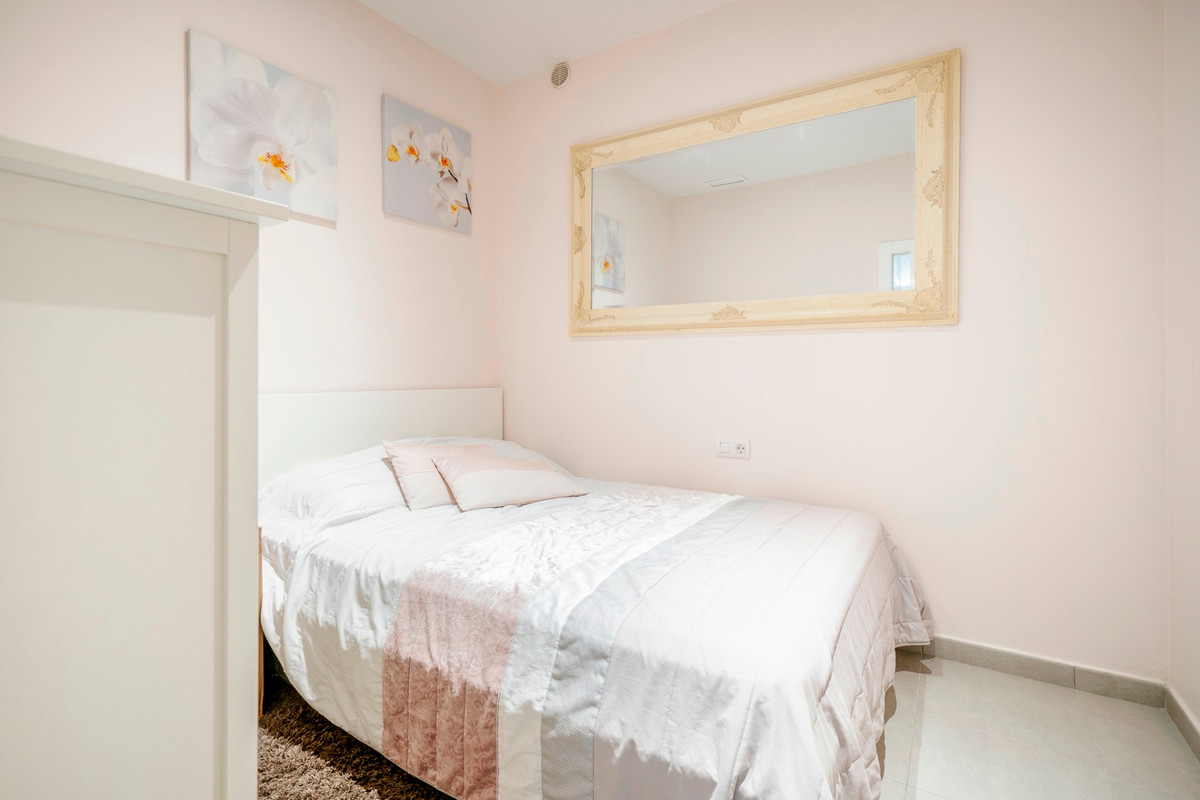 Se vende Villa - Chalet de 5 dormitorios en Costa Blanca, Alicante, España