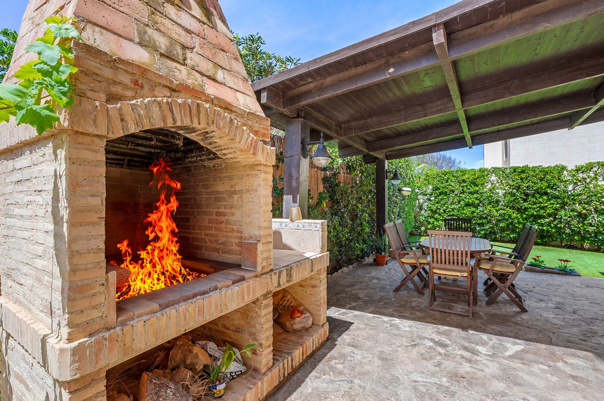 6 Bed Townhouse for sale in La Mata Costa Blanca, Alicante, Spain