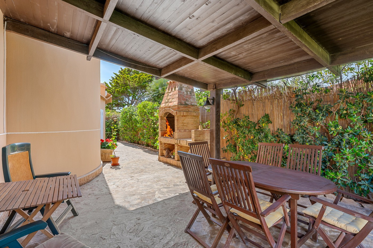 6 Bed Townhouse for sale in La Mata Costa Blanca, Alicante, Spain