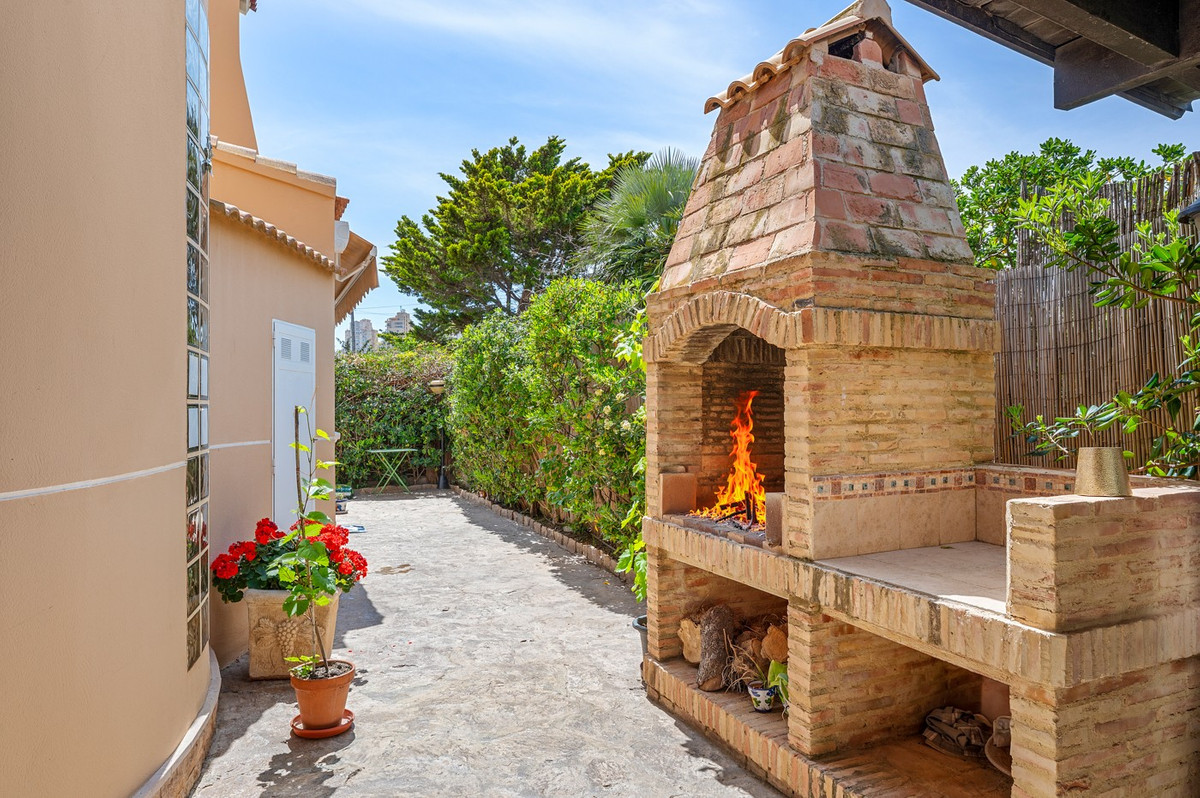 6 Bed Townhouse for sale in La Mata Costa Blanca, Alicante, Spain