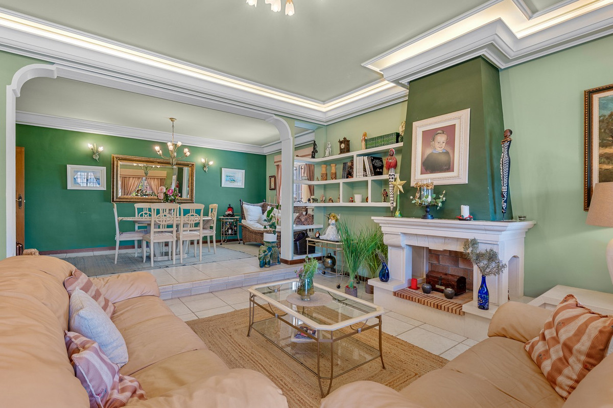 6 Bed Townhouse for sale in La Mata Costa Blanca, Alicante, Spain