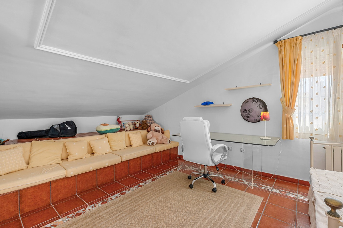 6 Bed Townhouse for sale in La Mata Costa Blanca, Alicante, Spain