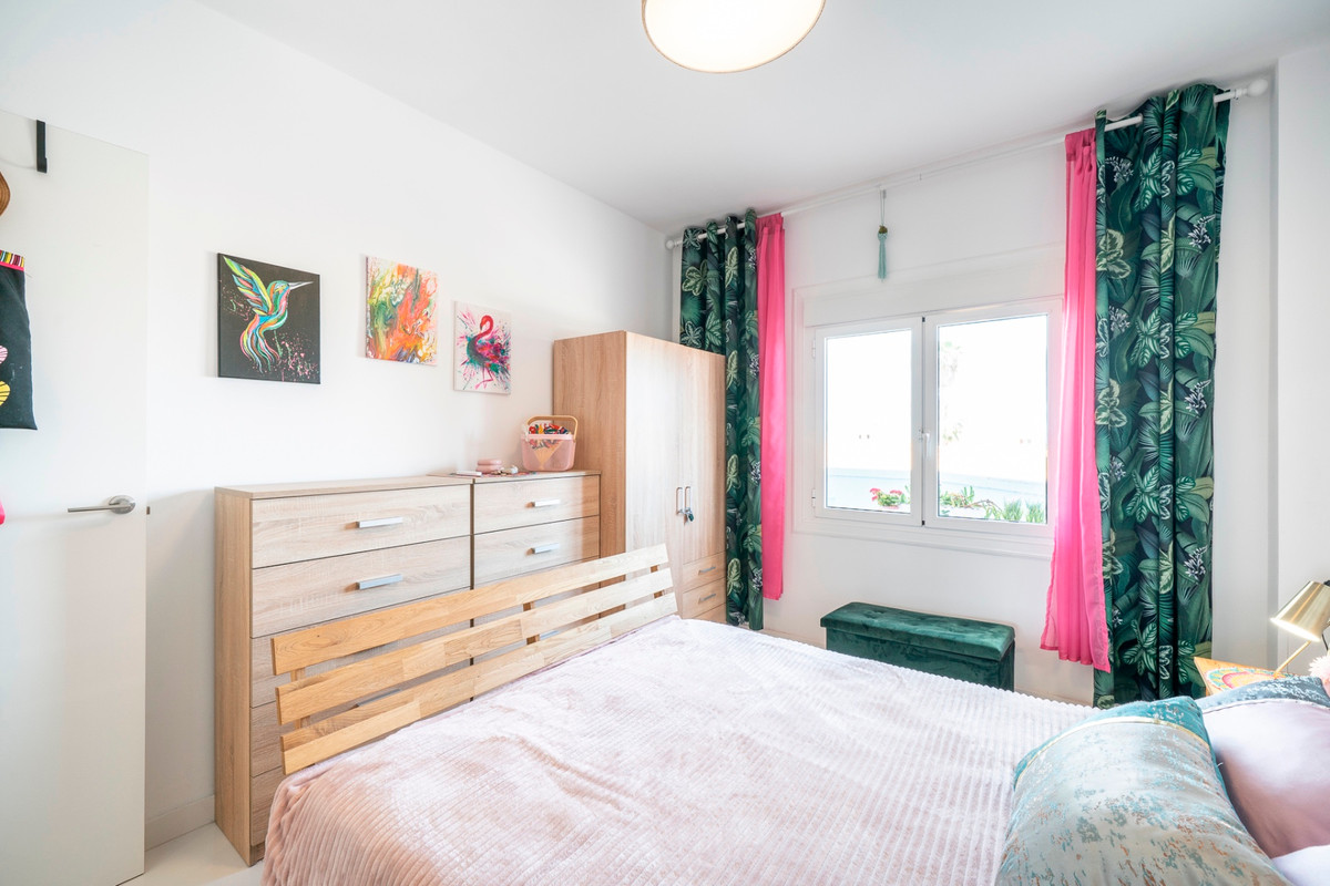 Se vende Apartamento Planta Media de 1 dormitorios en Costa Blanca, Alicante, España