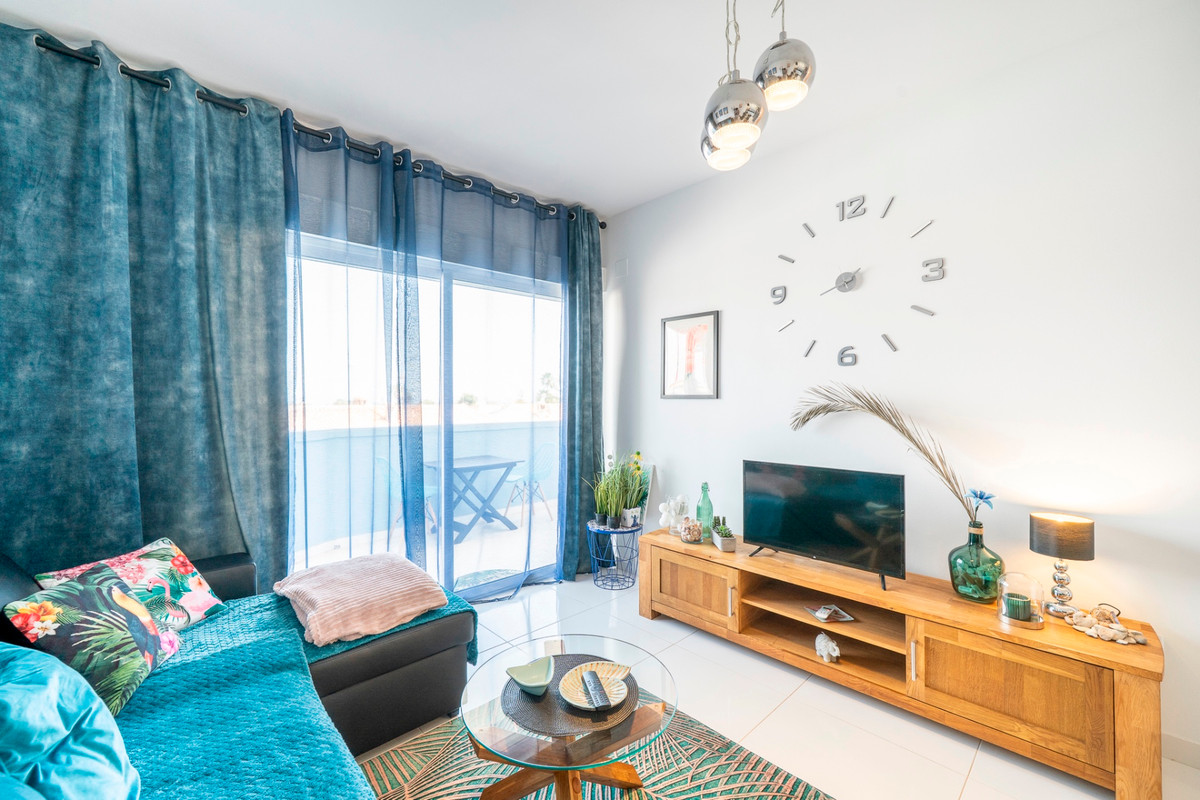 Se vende Apartamento Planta Media de 1 dormitorios en Costa Blanca, Alicante, España