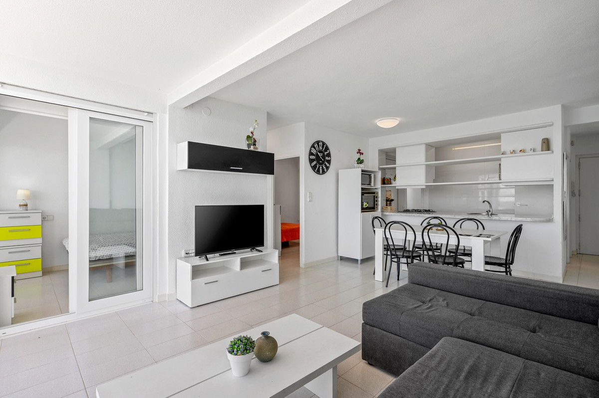 Se vende Apartamento Planta Media de 3 dormitorios en Costa Blanca, Alicante, España