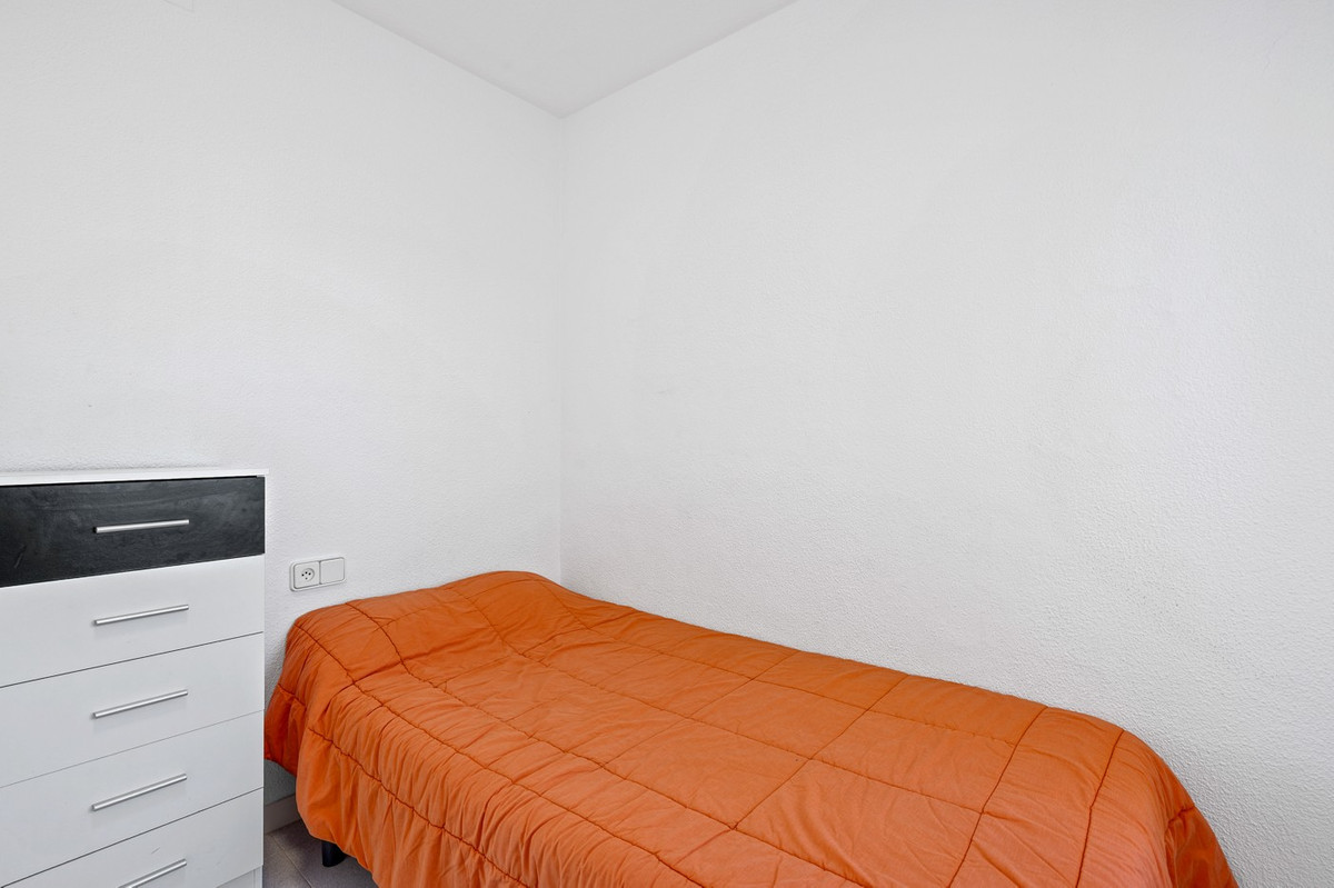 Se vende Apartamento Planta Media de 3 dormitorios en Costa Blanca, Alicante, España