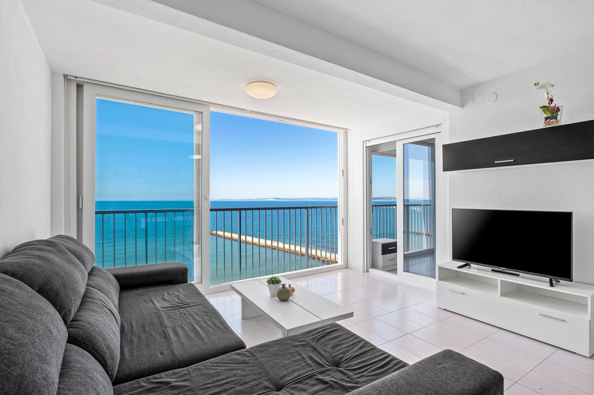 Se vende Apartamento Planta Media de 3 dormitorios en Costa Blanca, Alicante, España