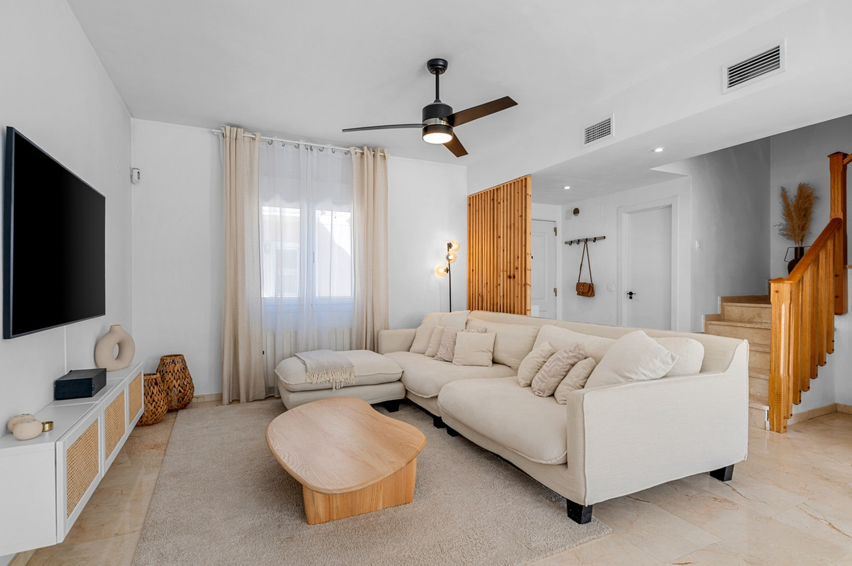 Se vende Adosada de 4 dormitorios en Costa Blanca, Alicante, España