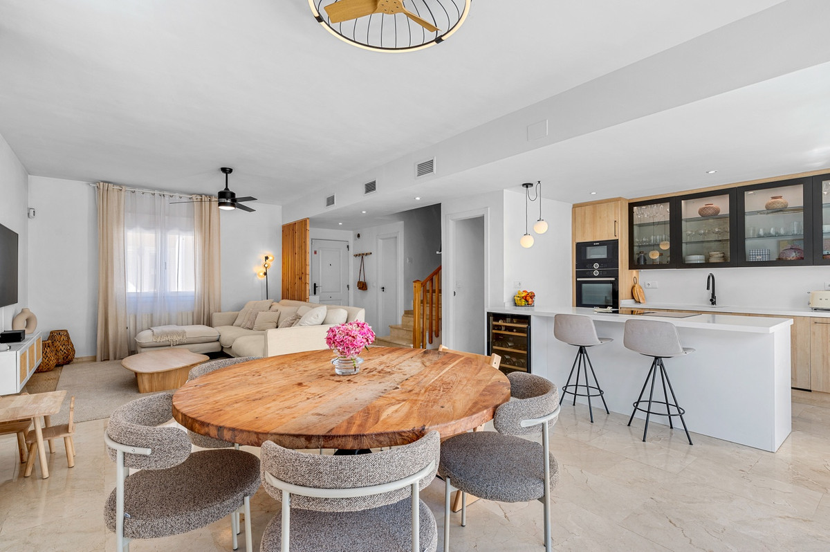 Se vende Adosada de 4 dormitorios en Costa Blanca, Alicante, España