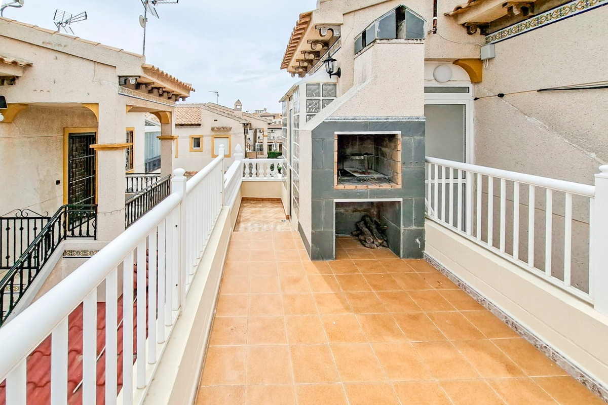 Se vende Bungalow de 2 dormitorios en Costa Blanca, Alicante, España