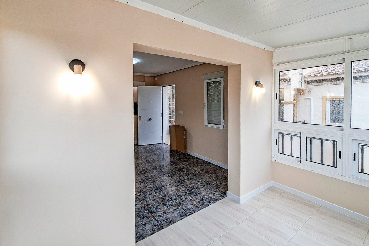 Se vende Bungalow de 2 dormitorios en Costa Blanca, Alicante, España