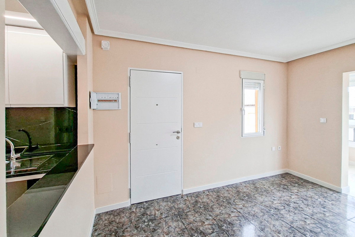 Se vende Bungalow de 2 dormitorios en Costa Blanca, Alicante, España