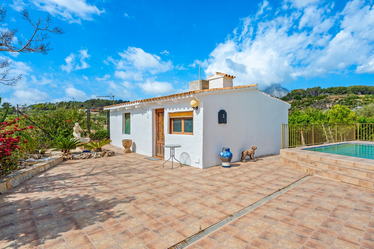 4 Bed Townhouse for sale in La Nucia Costa Blanca, Alicante, Spain