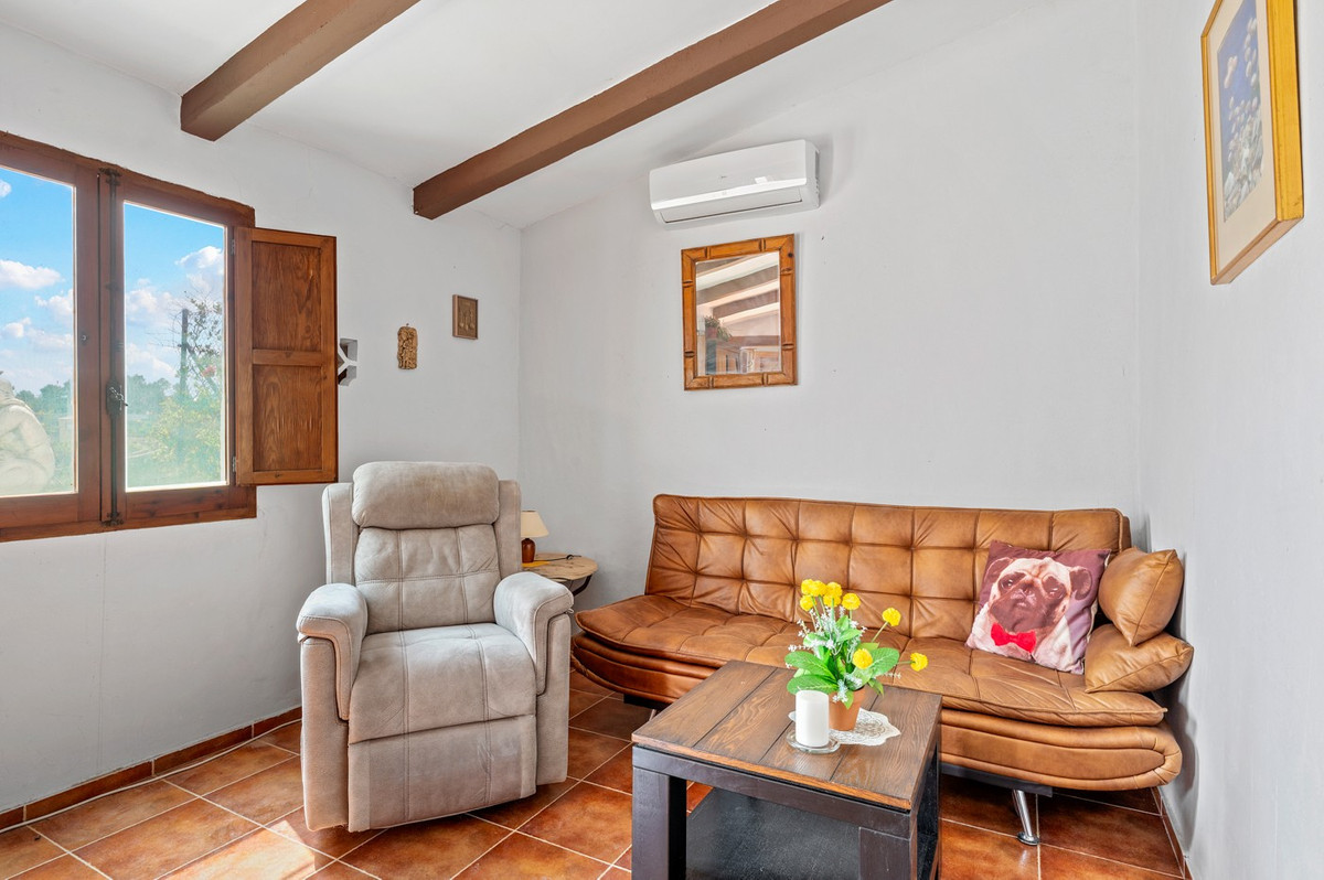4 Bed Townhouse for sale in La Nucia Costa Blanca, Alicante, Spain