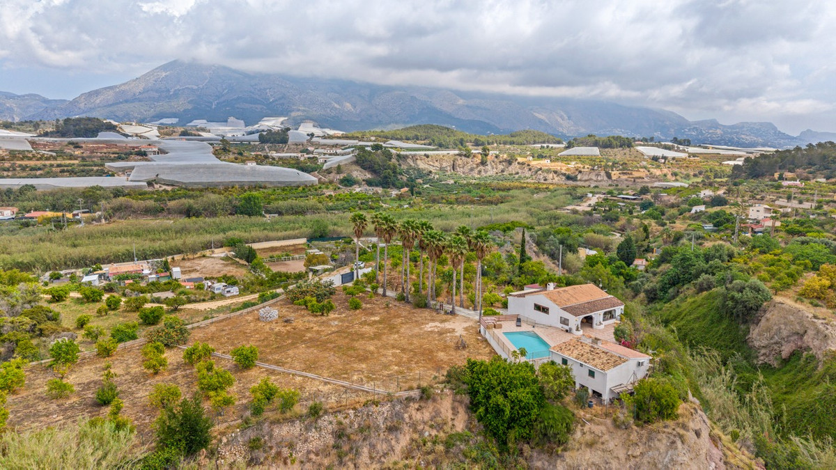 4 Bed Townhouse for sale in La Nucia Costa Blanca, Alicante, Spain