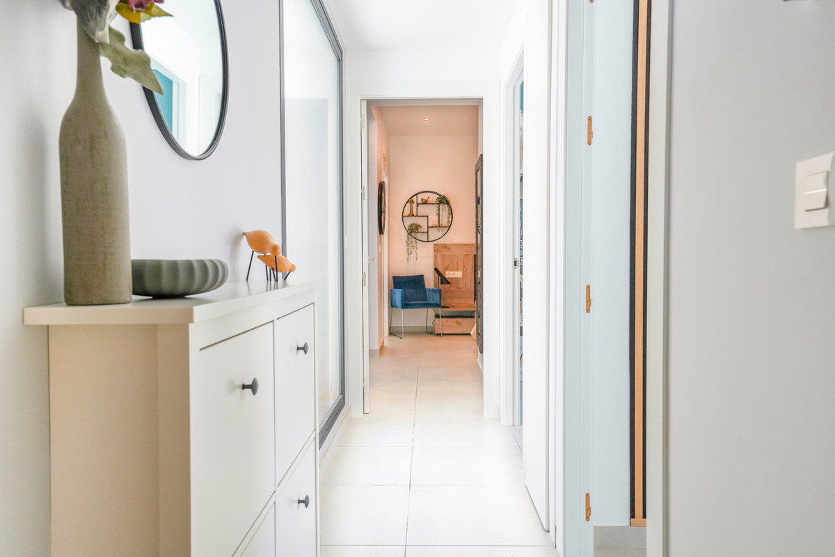 Se vende Villa - Chalet de 4 dormitorios en Costa Blanca, Alicante, España