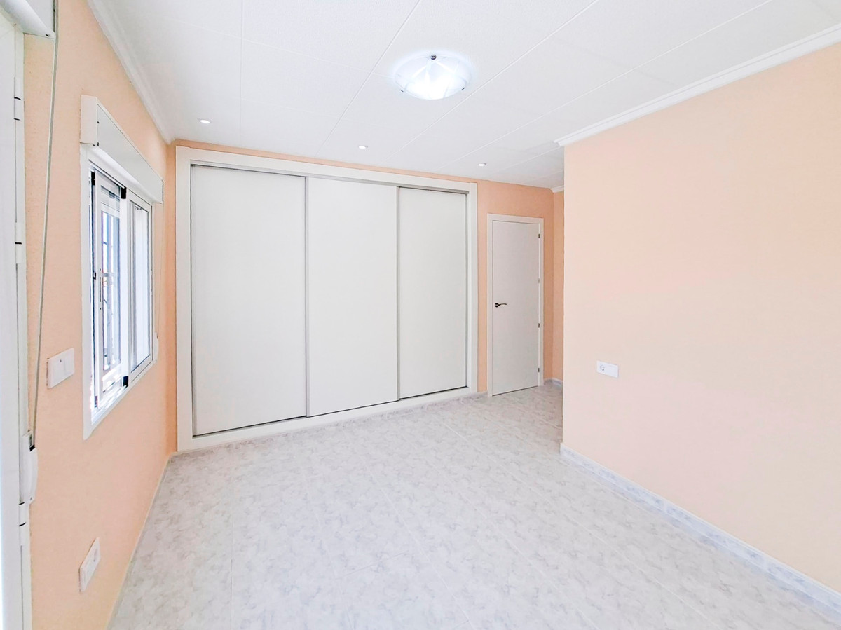 Se vende Adosada de 1 dormitorios en Costa Blanca, Alicante, España