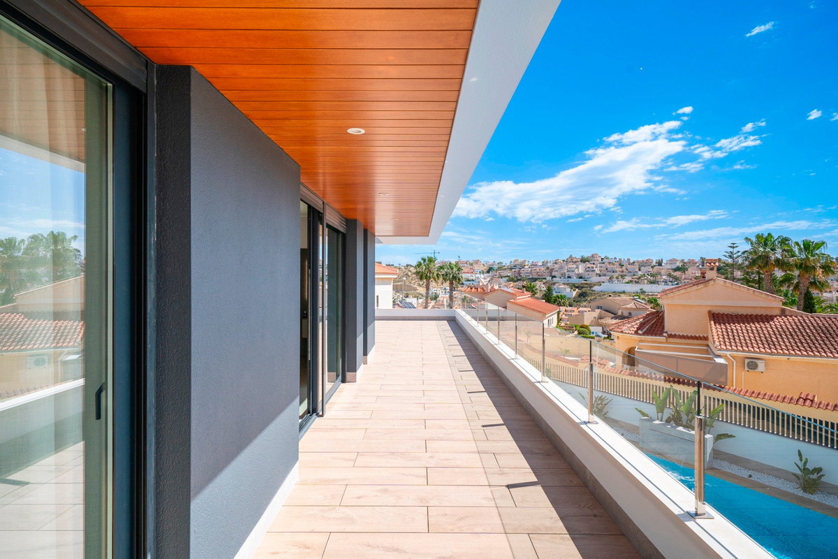4 Bed Townhouse for sale in Ciudad Quesada Costa Blanca, Alicante, Spain