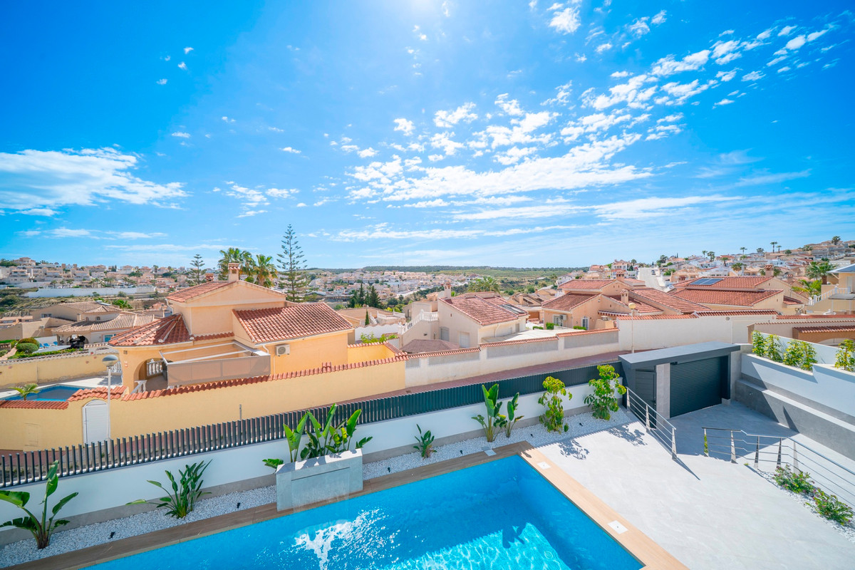 4 Bed Townhouse for sale in Ciudad Quesada Costa Blanca, Alicante, Spain