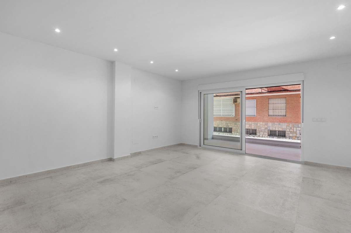 Se vende Apartamento Planta Baja de 3 dormitorios en Costa Blanca, Alicante, España