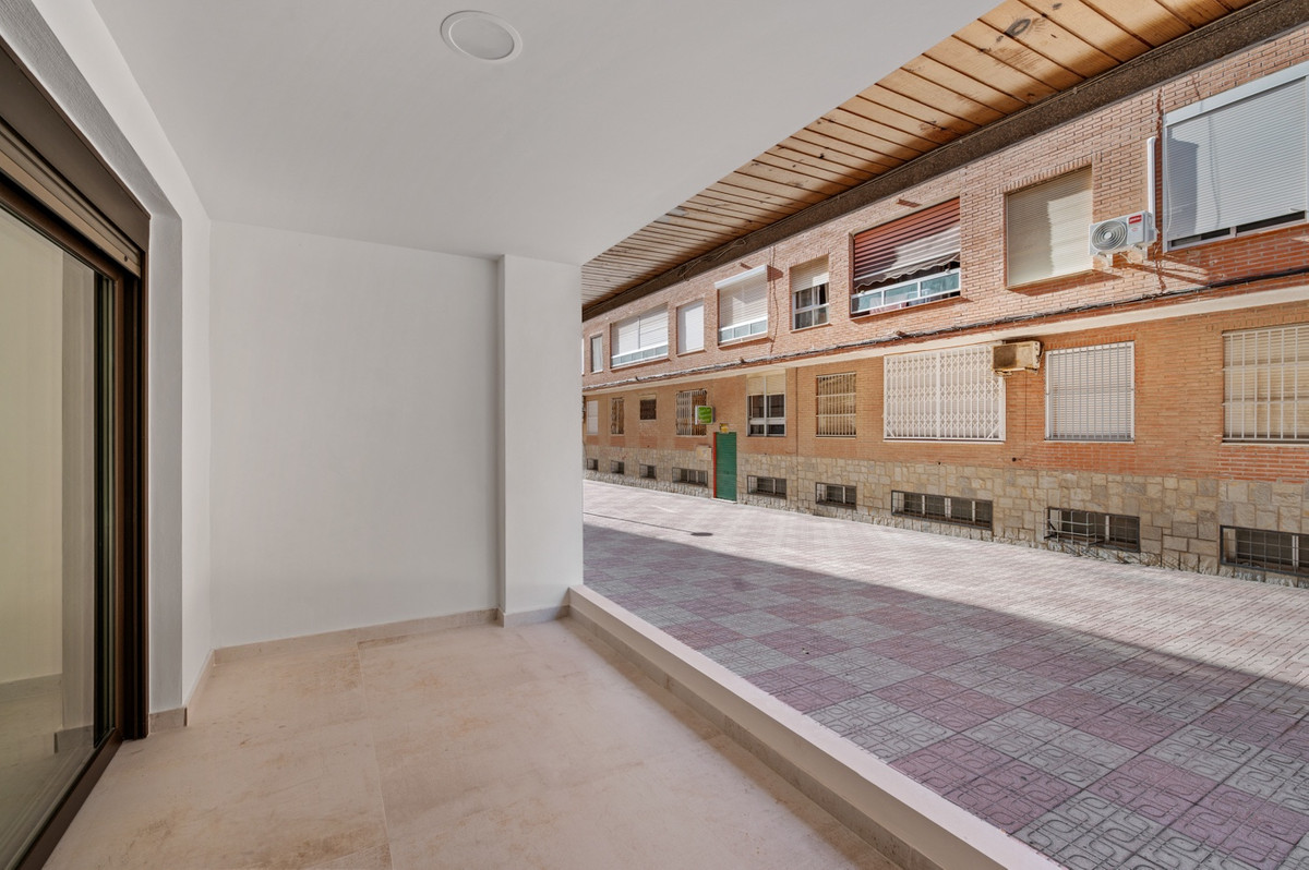 Se vende Apartamento Planta Baja de 3 dormitorios en Costa Blanca, Alicante, España