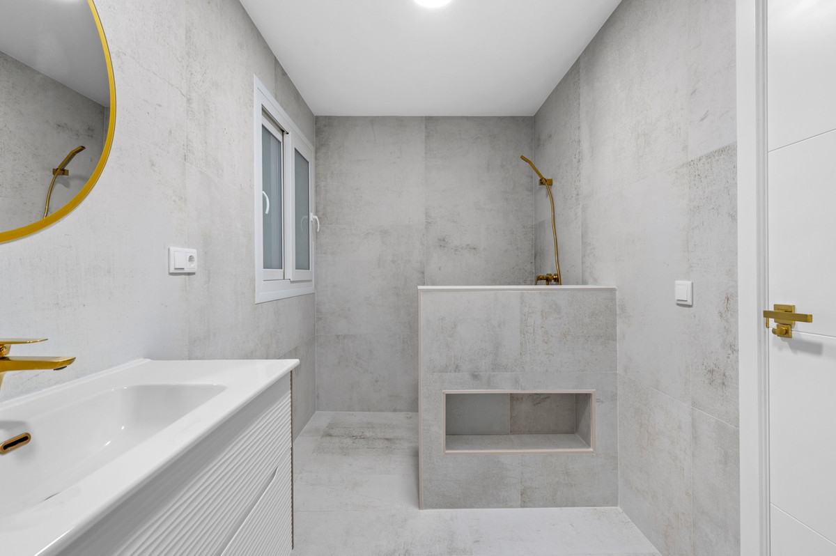 Se vende Apartamento Planta Baja de 3 dormitorios en Costa Blanca, Alicante, España