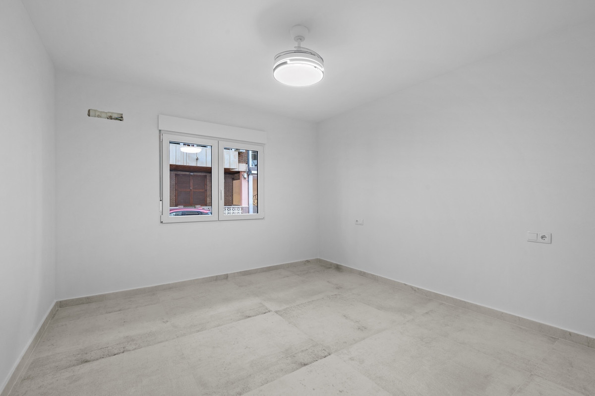 Se vende Apartamento Planta Baja de 3 dormitorios en Costa Blanca, Alicante, España