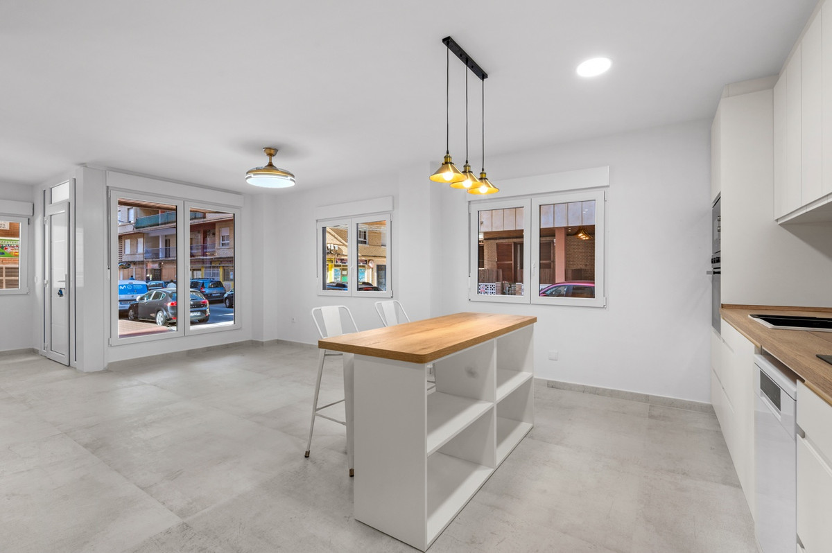 Se vende Apartamento Planta Baja de 3 dormitorios en Costa Blanca, Alicante, España