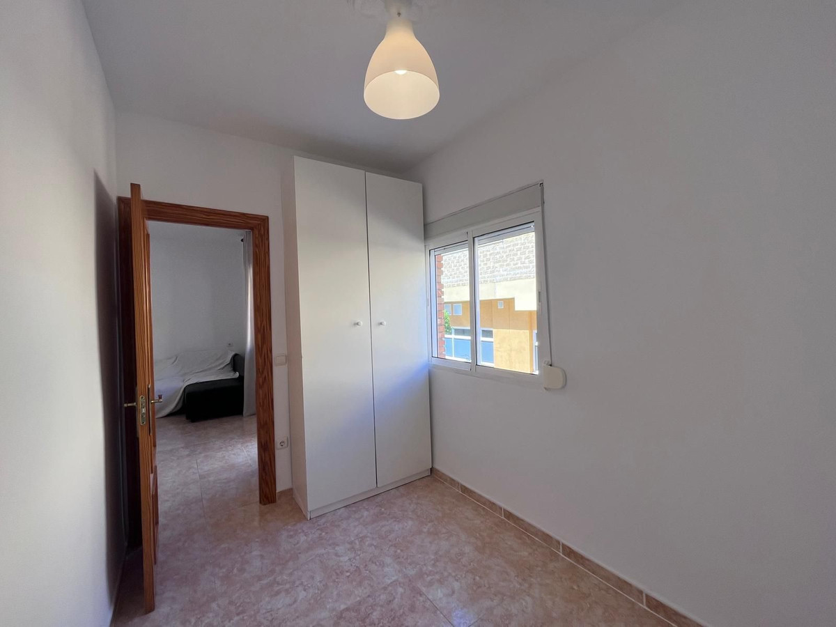 Se vende Apartamento Planta Media de 3 dormitorios en Costa Del Sol, Málaga, España