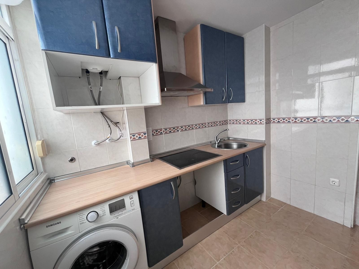 Se vende Apartamento Planta Media de 3 dormitorios en Costa Del Sol, Málaga, España