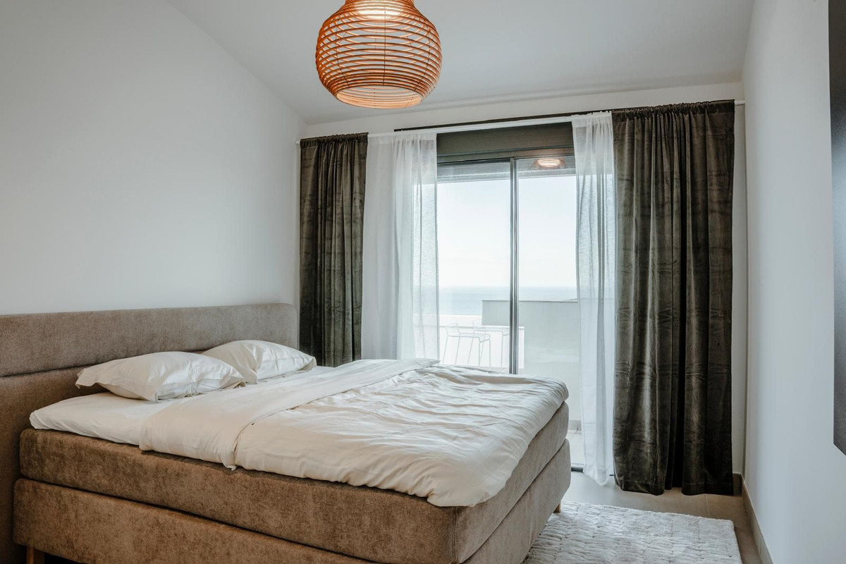 3 Bed Apartment for sale in Benalmadena Costa Del Sol, Málaga, Spain