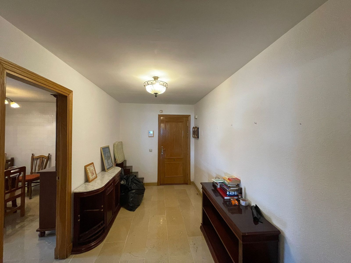 3 Bed Apartment for sale in San Pedro De Alcántara Costa Del Sol, Málaga, Spain