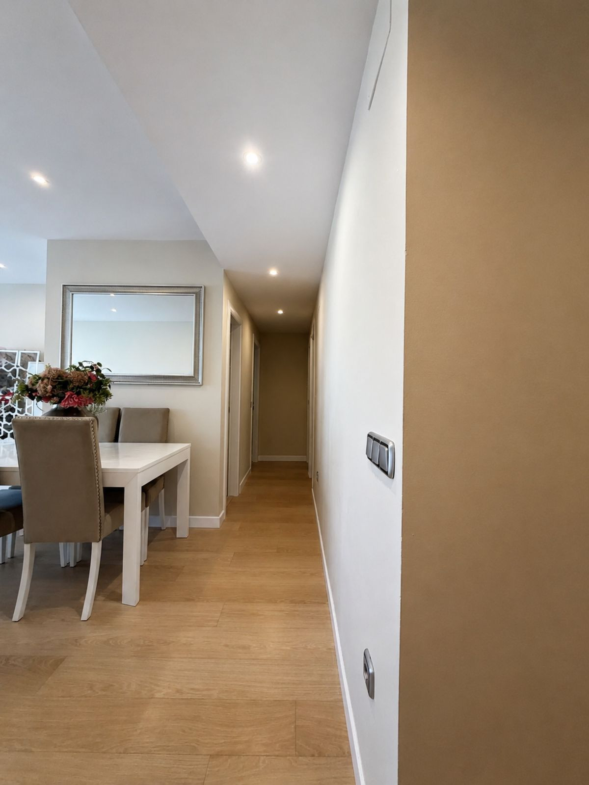 Se vende Apartamento Planta Media de 3 dormitorios en Costa Del Sol, Málaga, España