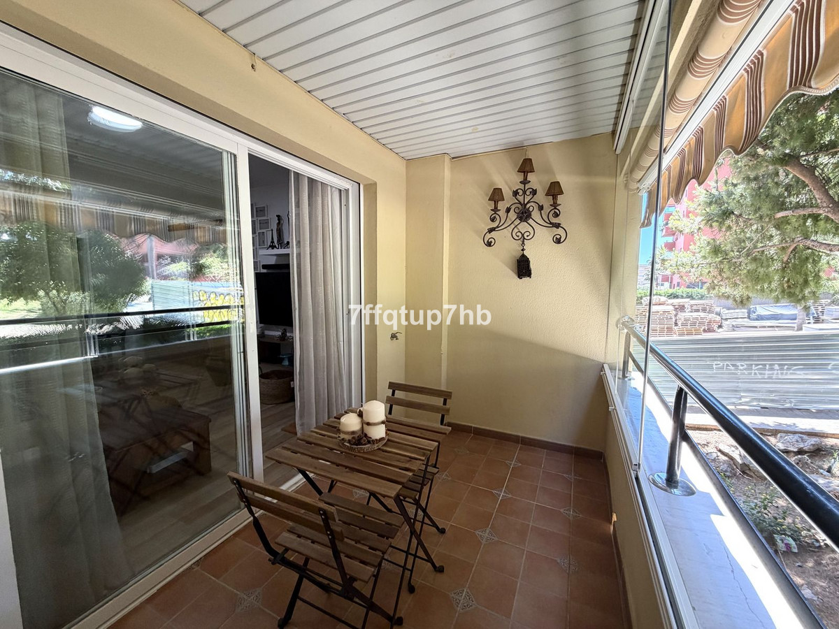 4 Bed Apartment for sale in Estepona Costa Del Sol, Málaga, Spain