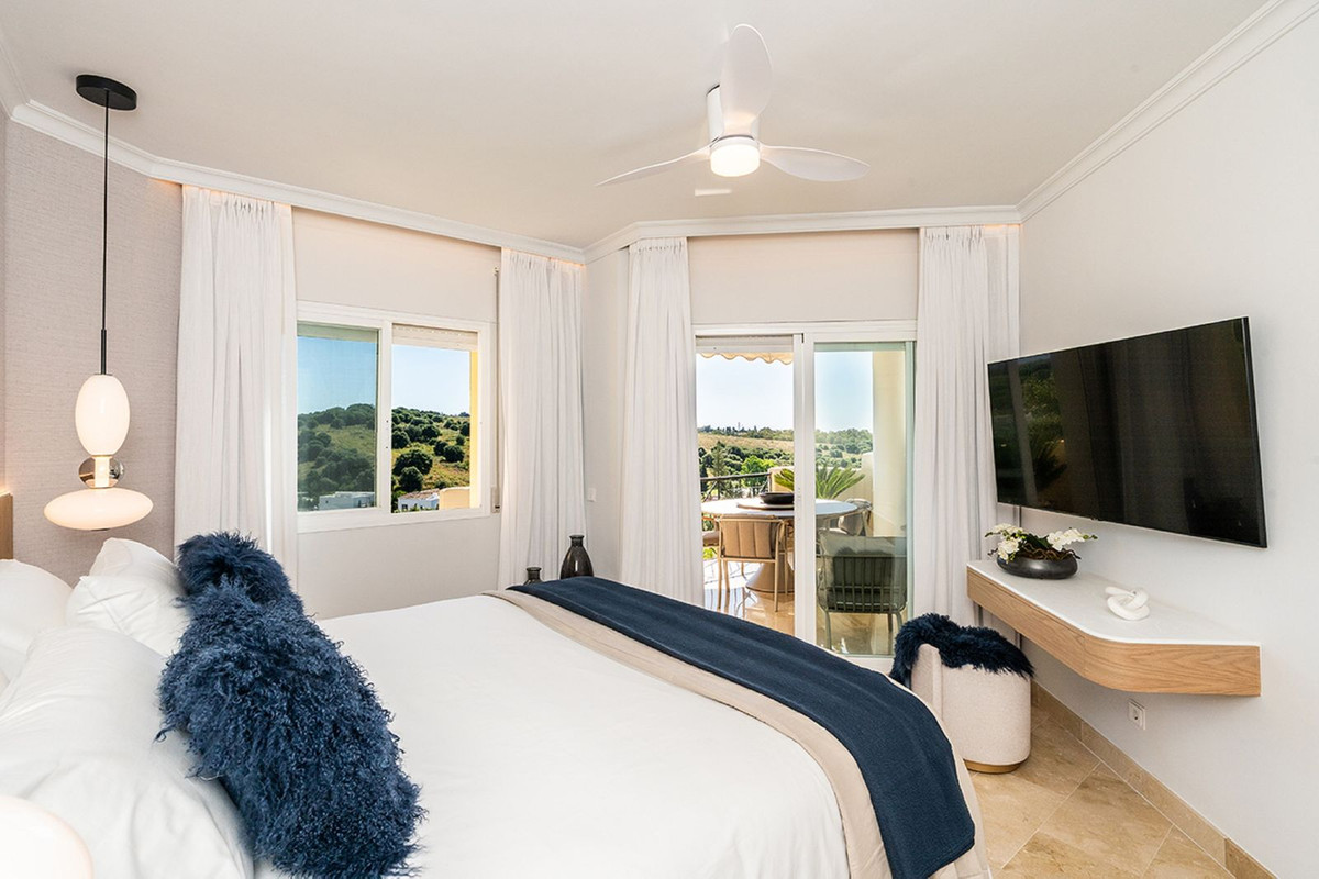 Se vende Apartamento Planta Media de 2 dormitorios en Costa Del Sol, Málaga, España