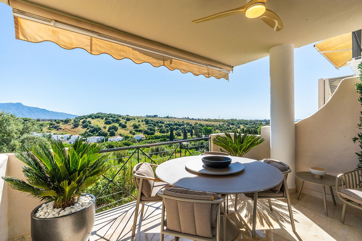 Se vende Apartamento Planta Media de 2 dormitorios en Costa Del Sol, Málaga, España
