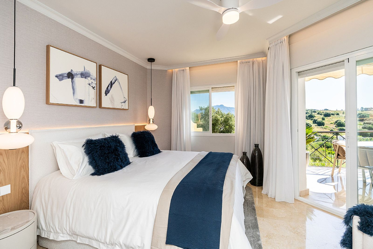 Se vende Apartamento Planta Media de 2 dormitorios en Costa Del Sol, Málaga, España