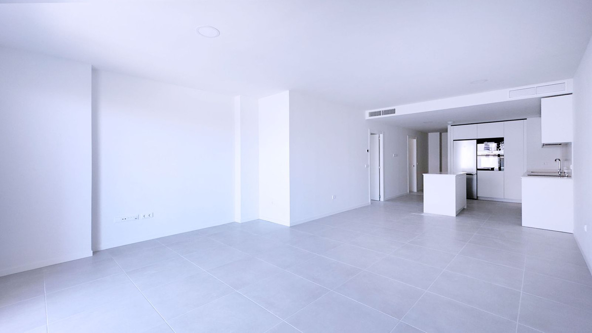 3 Bed Apartment for sale in Nueva Andalucía Costa Del Sol, Málaga, Spain