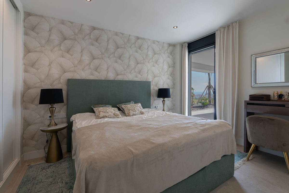 3 Bed Apartment for sale in Estepona Costa Del Sol, Málaga, Spain