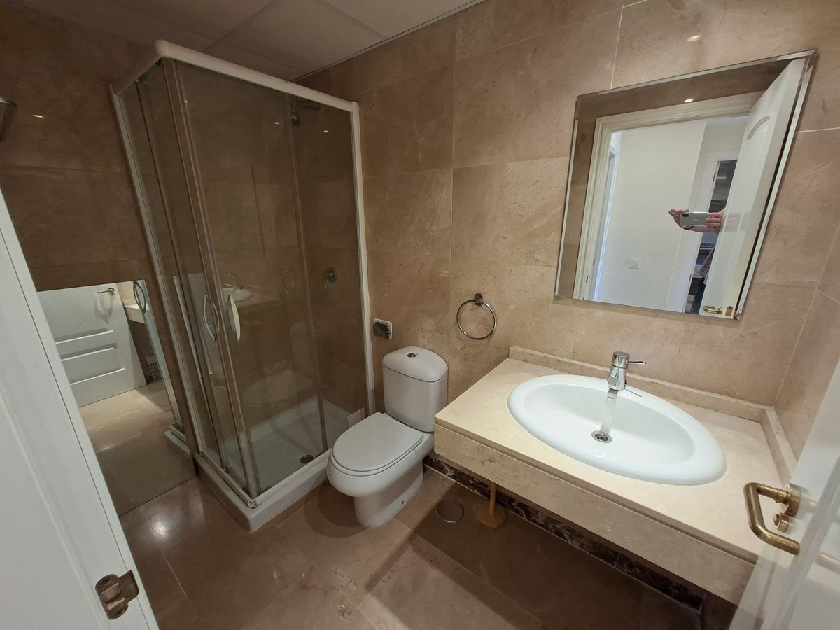 Se vende Apartamento Planta Baja de 2 dormitorios en Costa Del Sol, Málaga, España