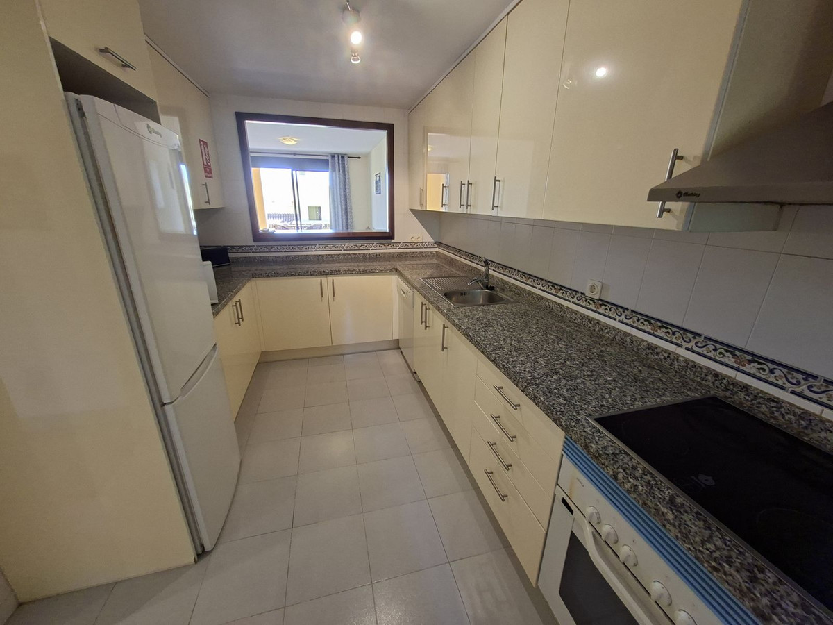 Se vende Apartamento Planta Baja de 2 dormitorios en Costa Del Sol, Málaga, España