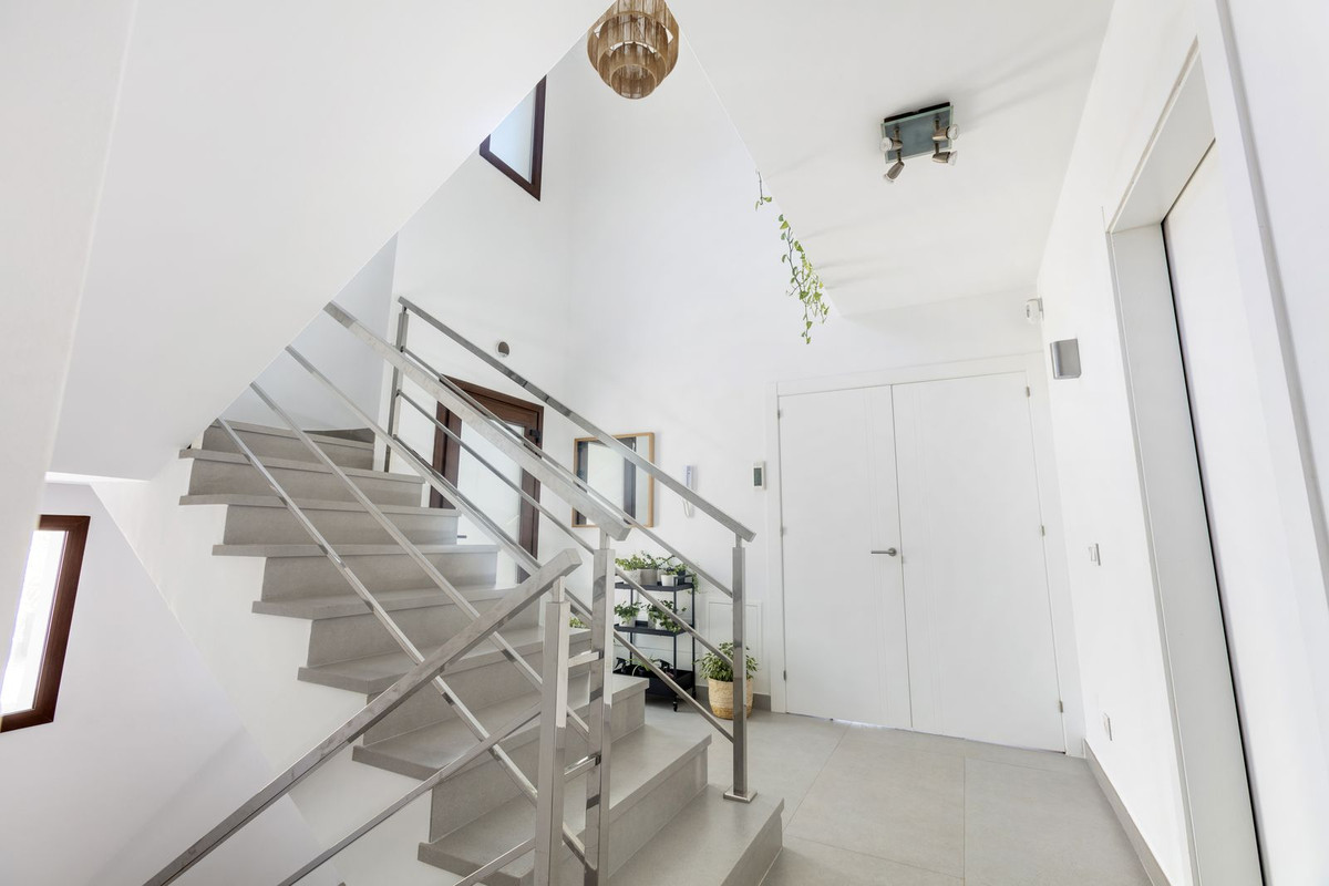 6 Bed Townhouse for sale in Estepona Costa Del Sol, Málaga, Spain
